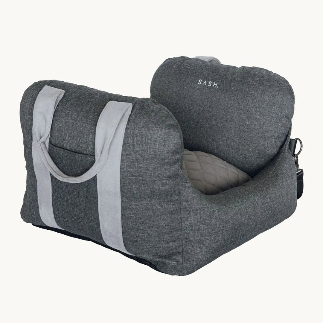 DogBeds-PremiumDogCarBed3_79b09c91-d8bc-4762-b360-063dad2d217a.jpg