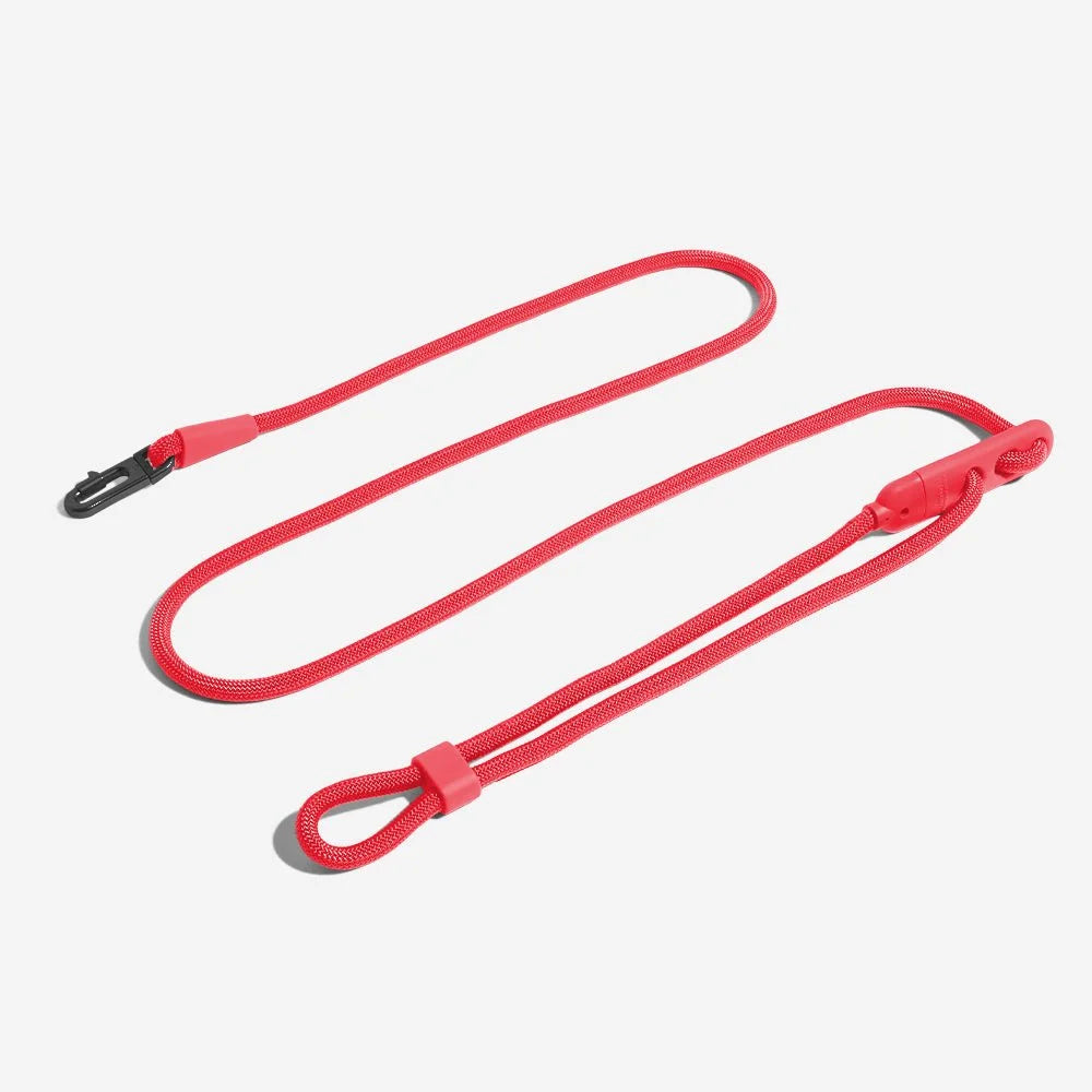Neon-Coral-FlexiWalk-Leash.webp